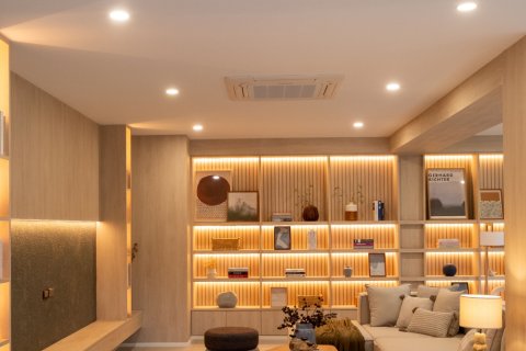 Villa in Chiang Mai, Thailand 6 bedrooms № 160642 - photo 16