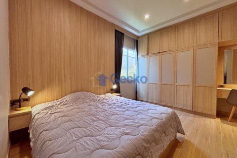 House in Pattaya, Thailand 4 bedrooms № 195892 - photo 24