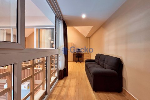 House in Pattaya, Thailand 4 bedrooms № 195892 - photo 12
