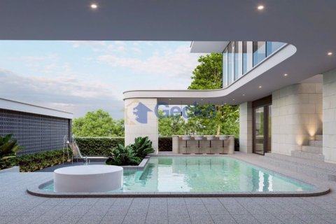 House in Pattaya, Thailand 5 bedrooms № 195894 - photo 17