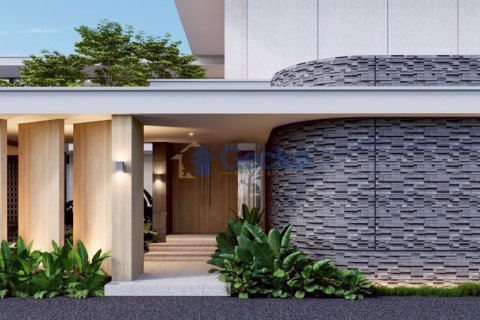 House in Pattaya, Thailand 5 bedrooms № 195894 - photo 19