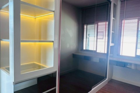 Дом в Самутпракане, Таиланд с 5 спальнями  № 170466 - фото 21