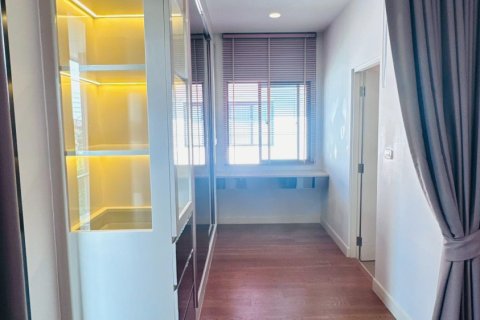 Дом в Самутпракане, Таиланд с 5 спальнями  № 170466 - фото 20