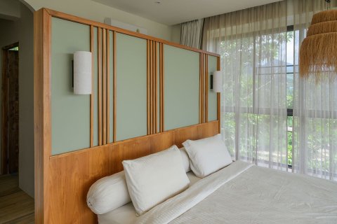 Вилла в Сураттхани, Таиланд с 5 спальнями № 170464 - фото 18