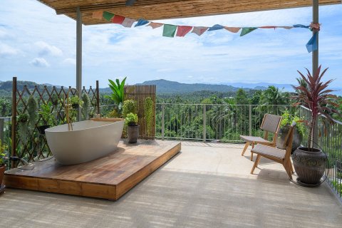 Вилла в Сураттхани, Таиланд с 5 спальнями № 170464 - фото 17