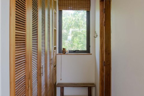 Вилла в Сураттхани, Таиланд с 5 спальнями № 170464 - фото 6