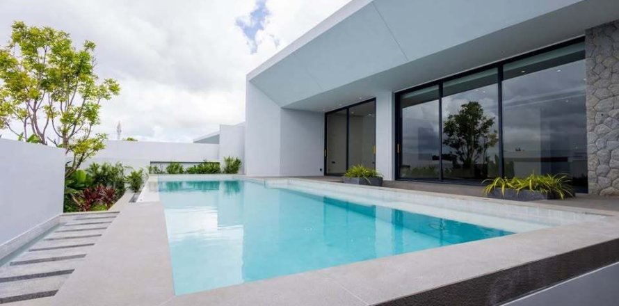 Villa in Phuket, Thailand 3 bedrooms № 170467