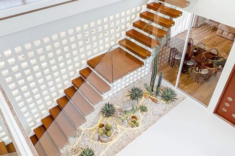 Villa in Hua Hin, Thailand 5 bedrooms № 170465 - photo 15