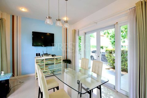 House in Pattaya, Thailand 3 bedrooms № 198721 - photo 3