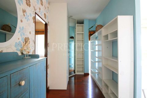 House in Pattaya, Thailand 3 bedrooms № 198721 - photo 11