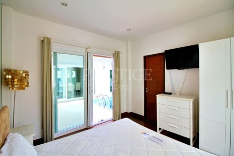 House in Pattaya, Thailand 3 bedrooms № 198721 - photo 7