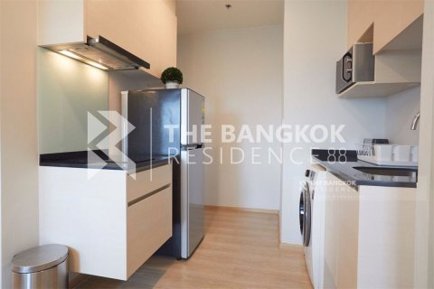 Condo in Bangkok, Thailand, 2 bedrooms  № 188344