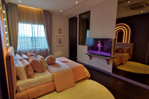 Villa à Bangkok, Thaïlande 5 chambres № 165429 - photo 15