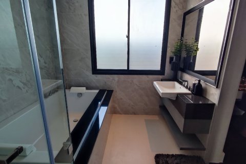 Villa à Bangkok, Thaïlande 5 chambres № 165429 - photo 17