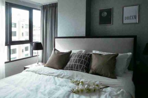 Condo in Bangkok, Thailand, 2 bedrooms № 183111 - photo 7