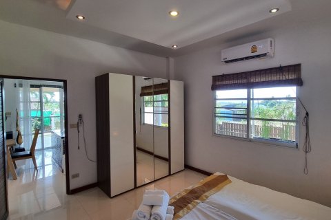 Villa in Phuket, Thailand 2 bedrooms № 171566 - photo 16