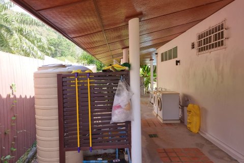 Villa in Phuket, Thailand 2 bedrooms № 171566 - photo 18