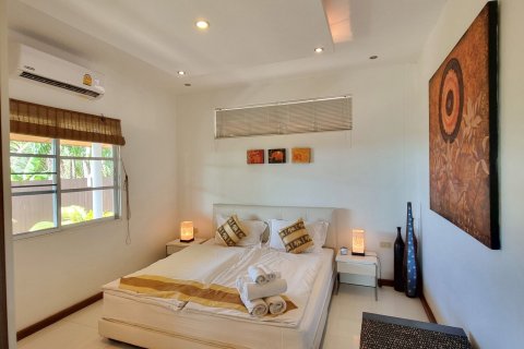 Villa in Phuket, Thailand 2 bedrooms № 171566 - photo 15
