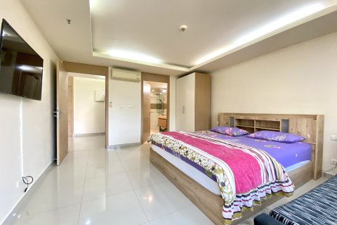 Студия в кондо в Паттайе, Таиланд № 171570 - фото 11