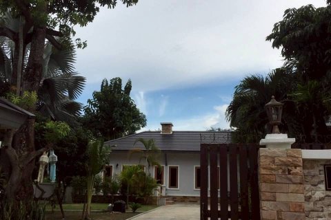 House in Chiang Mai, Thailand 3 bedrooms № 171568 - photo 22