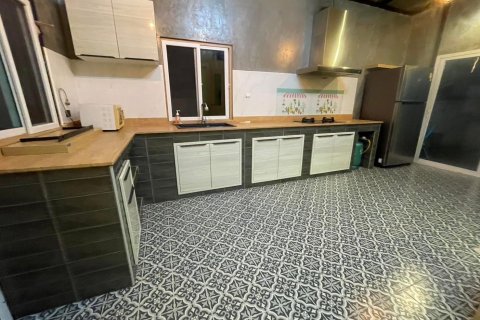 House in San Kamphaeng, Thailand 4 bedrooms № 171567 - photo 6