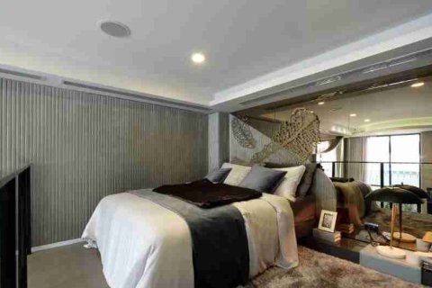 Condo in Thonburi, Bangkok, Thailand, 2 bedrooms  № 183997 - photo 8