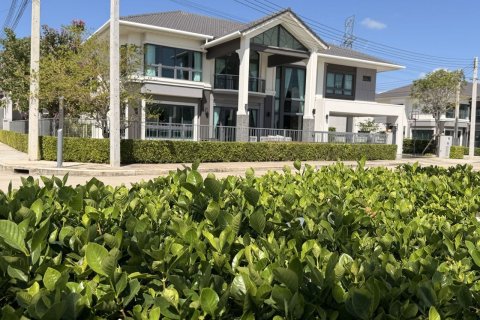 Villa in Phuket, Thailand 6 bedrooms № 164304 - photo 28