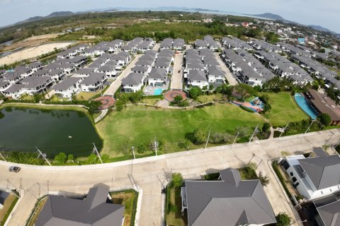 Villa in Phuket, Thailand 6 bedrooms № 164304 - photo 3