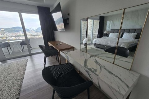 Townhouse in Kathu, Thailand 3 bedrooms № 164223 - photo 2