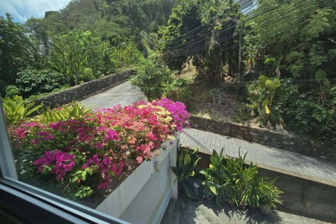 Townhouse in Kathu, Thailand 3 bedrooms № 164223 - photo 7