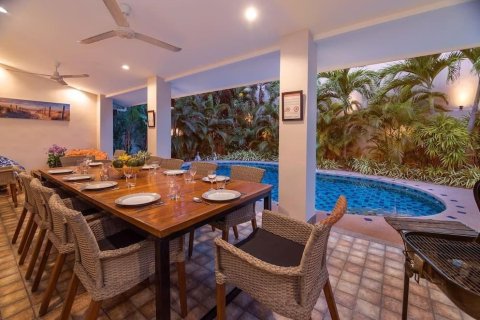 Villa in Pattaya, Thailand 6 bedrooms № 164227 - photo 27