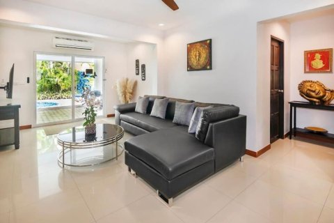 Villa in Pattaya, Thailand 6 bedrooms № 164227 - photo 7