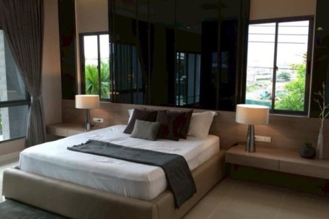 House in Suan Luang, Bangkok, Thailand 6 bedrooms № 164228 - photo 4