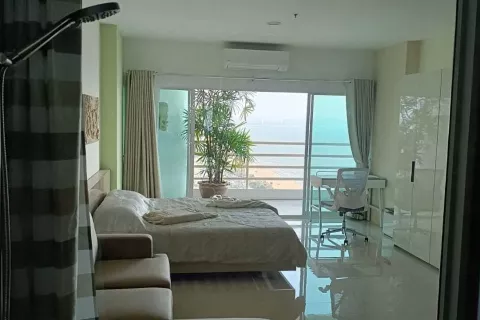 Studio in the Condo in Pattaya, Thailand  № 145963 - photo 1