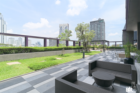 Condo in Bangkok, Thailand, 2 bedrooms  № 202346 - photo 9