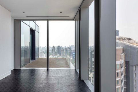 Condo in Bangkok, Thailand, 4 bedrooms  № 180886 - photo 3