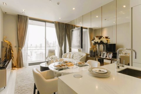 Condo in Bangkok, Thailand, 2 bedrooms  № 180889 - photo 2