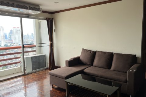 Кондоминиум с 2 спальнями в Кхлонг Сане, Бангкок, Таиланд № 151414 - фото 13