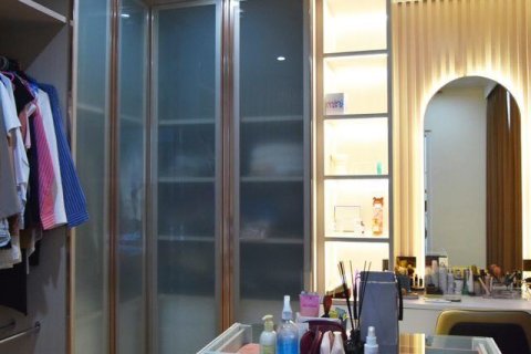 Condo à Khlong San, Bangkok, Thaïlande, 4 chambres  № 151413 - photo 23