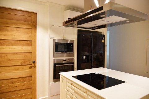 Condo à Khlong San, Bangkok, Thaïlande, 4 chambres  № 151413 - photo 11