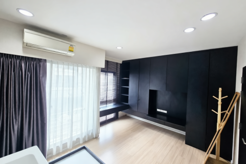 Таунхаус в Бангкоке, Таиланд с 3 спальнями № 151412 - фото 9