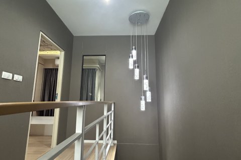 Таунхаус в Бангкоке, Таиланд с 3 спальнями № 151412 - фото 10