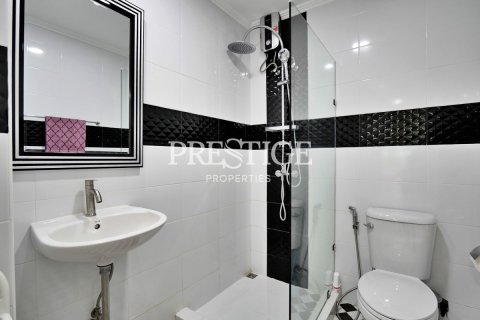 House in Pattaya, Thailand 4 bedrooms № 198282 - photo 13