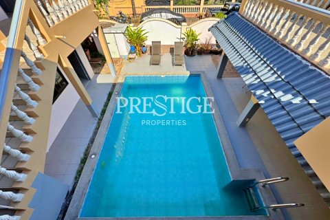 Propriété commerciale à Pattaya, Thaïlande 300 m2 № 198283 - photo 26