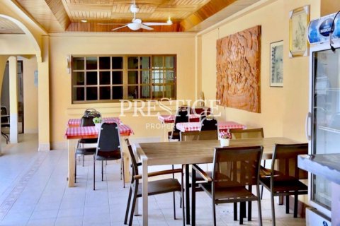 Propriété commerciale à Pattaya, Thaïlande 300 m2 № 198283 - photo 5