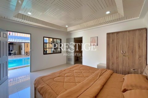 Propriété commerciale à Pattaya, Thaïlande 300 m2 № 198283 - photo 12