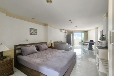 Studio in the Condo in Kathu, Thailand  № 161912