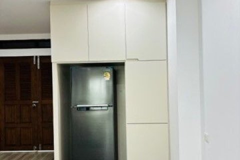 Condo à Bang Phlat, Bangkok, Thaïlande, 3 chambres  № 161911 - photo 12