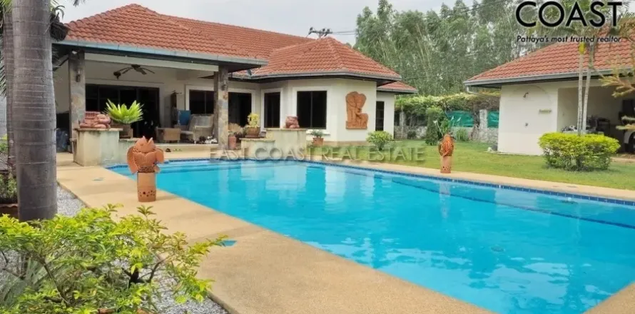 Casa de 4 dormitorios en Pattaya, Tailandia № 213316