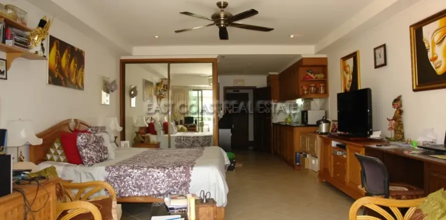 Estudio en el condominio en Jomtien Beach, Pattaya, Tailandia № 213312